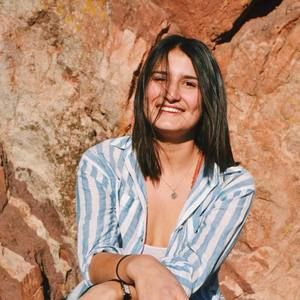 Meet your Posher, Emma